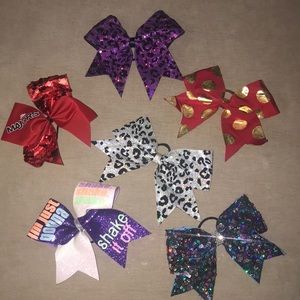 CUSTOM CHEER BOWS